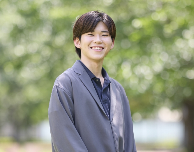 商業学科 3年　増澤 響 さん