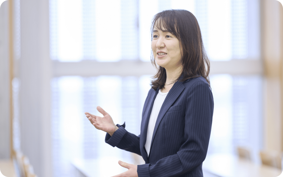 金 花 准教授