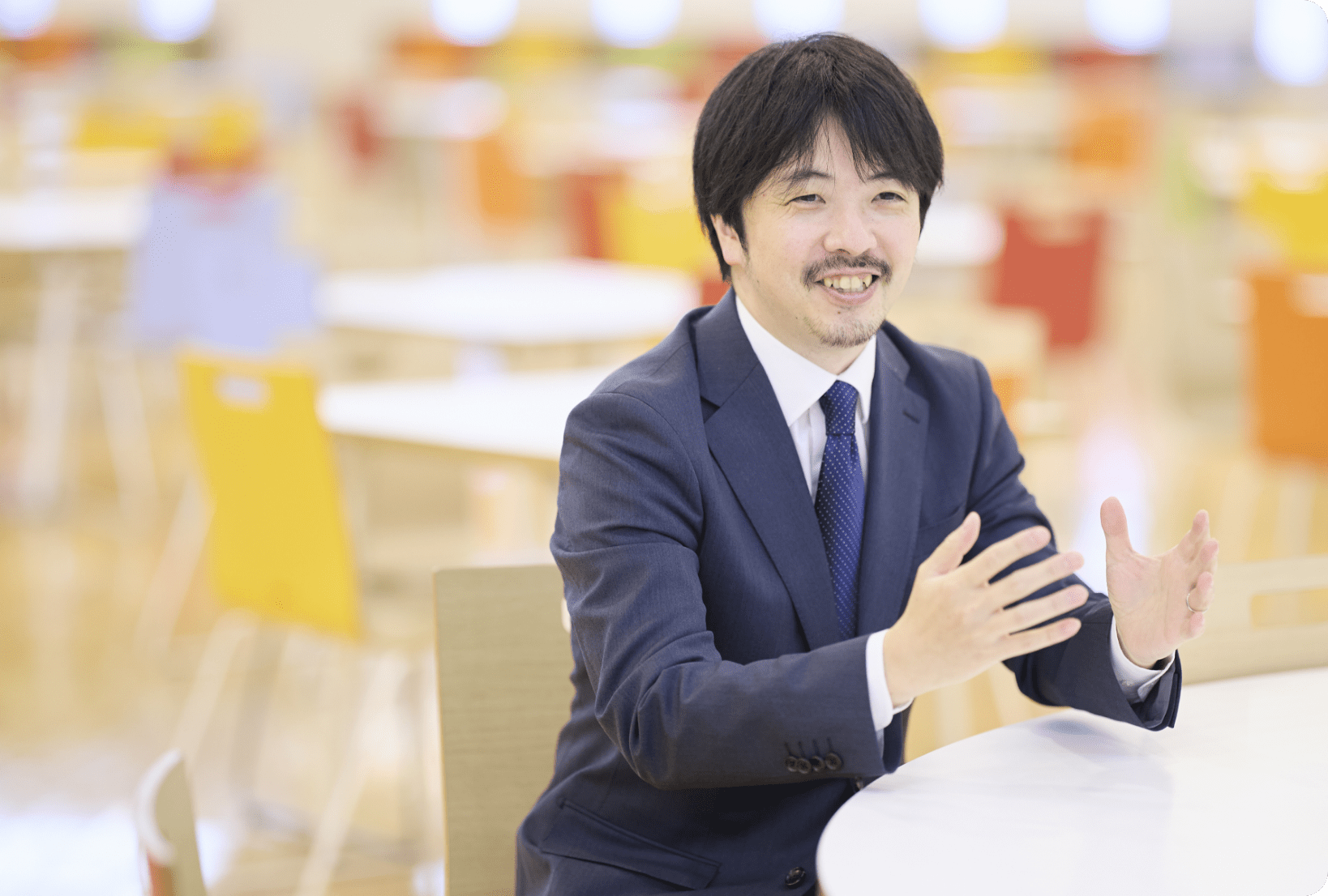 宮岡 暁 専任講師